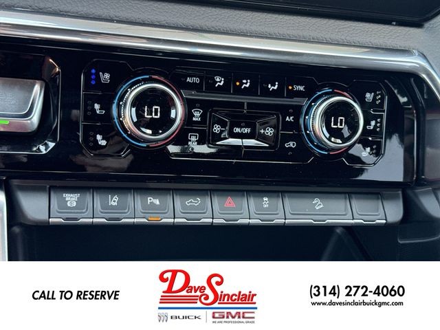 GMC Sierra 2500HD Vehicle Full-screen Gallery Image 19