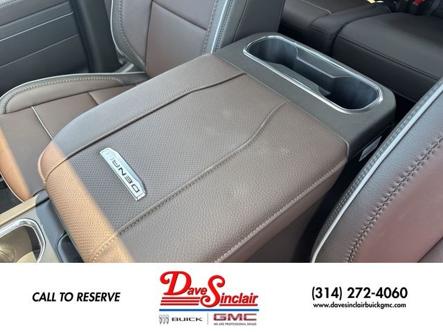 GMC Sierra 2500HD Vehicle Full-screen Gallery Image 21