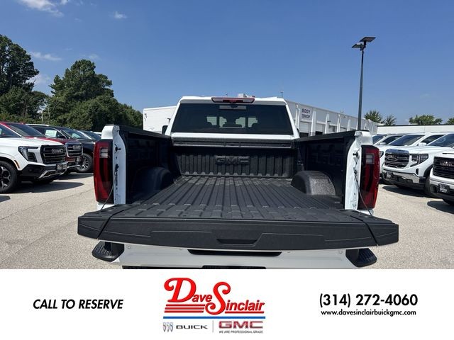 GMC Sierra 2500HD Vehicle Full-screen Gallery Image 24