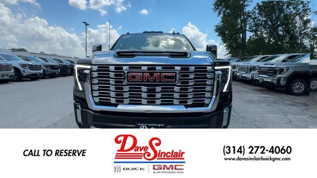 GMC Sierra 2500HD Vehicle Full-screen Gallery Image 03