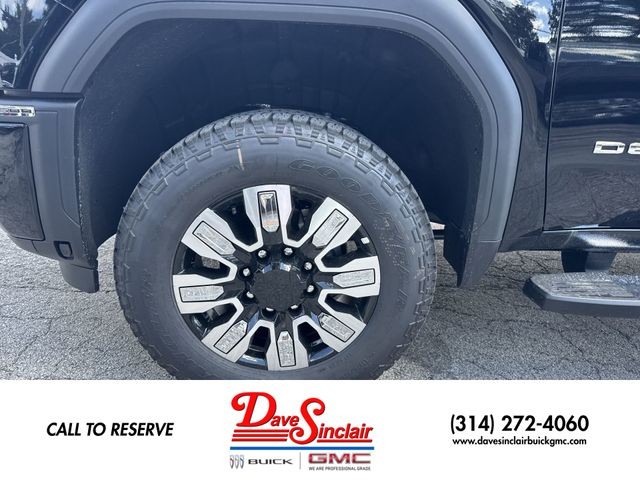 GMC Sierra 2500HD Vehicle Full-screen Gallery Image 10