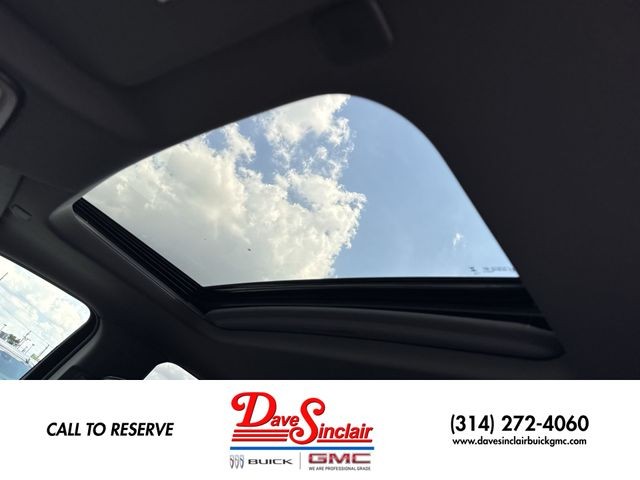 GMC Sierra 2500HD Vehicle Full-screen Gallery Image 22