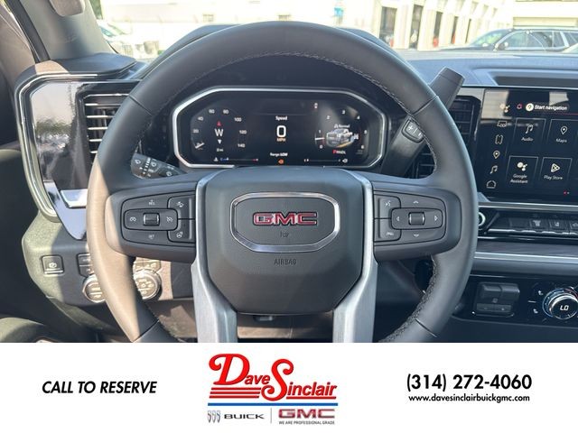 GMC Sierra 2500HD Vehicle Full-screen Gallery Image 14