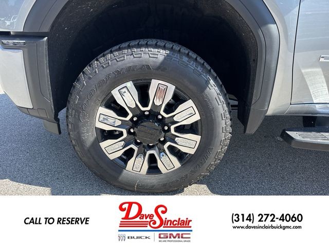 GMC Sierra 2500HD Vehicle Full-screen Gallery Image 10