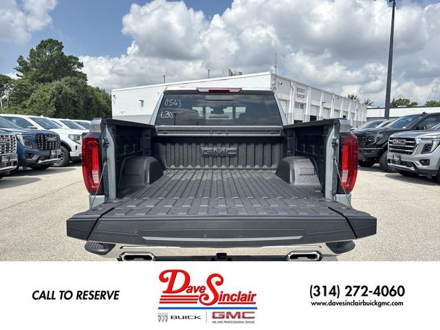 GMC Sierra 1500 Vehicle Full-screen Gallery Image 24