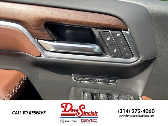 GMC Sierra 1500 Vehicle Full-screen Gallery Image 13