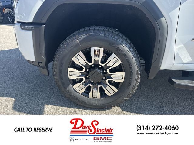 GMC Sierra 2500HD Vehicle Full-screen Gallery Image 10