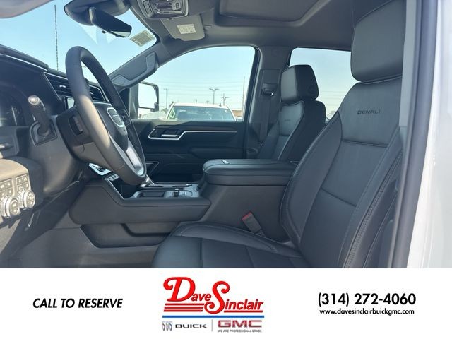 GMC Sierra 2500HD Vehicle Full-screen Gallery Image 11
