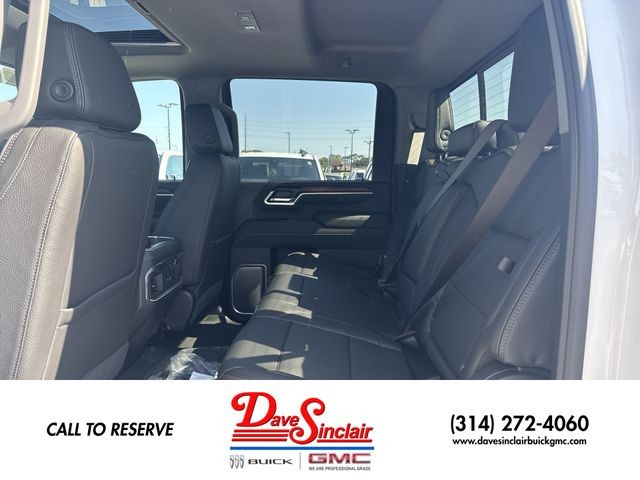 GMC Sierra 2500HD Vehicle Full-screen Gallery Image 23