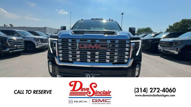 GMC Sierra 2500HD Vehicle Full-screen Gallery Image 03