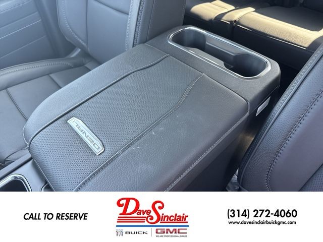 GMC Sierra 2500HD Vehicle Full-screen Gallery Image 21