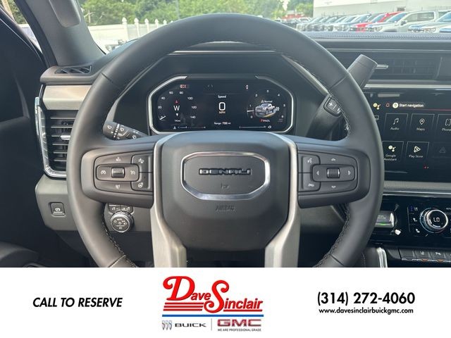 GMC Sierra 3500HD Vehicle Full-screen Gallery Image 14