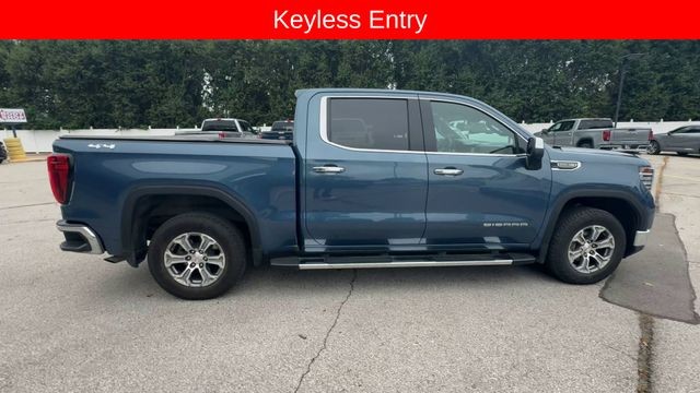 GMC Sierra 1500 Vehicle Full-screen Gallery Image 11