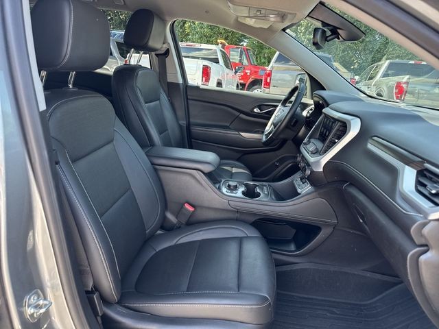 GMC Acadia Vehicle Full-screen Gallery Image 32