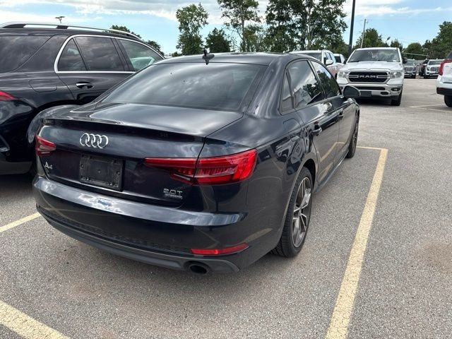 Audi A4 Vehicle Full-screen Gallery Image 08