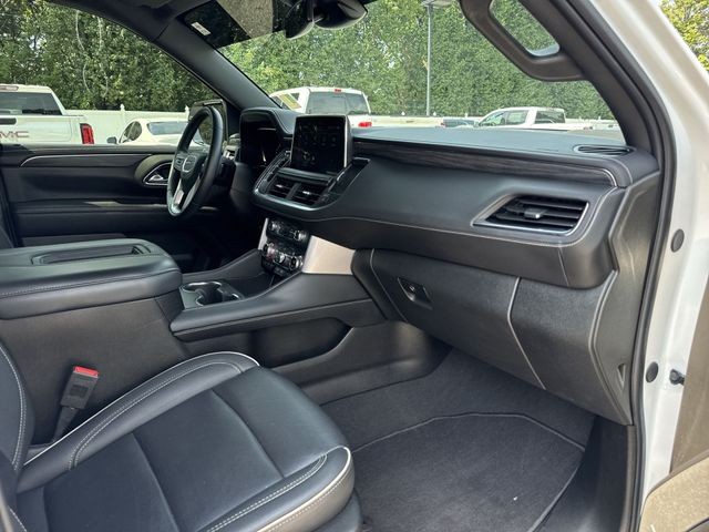 GMC Yukon Vehicle Full-screen Gallery Image 33