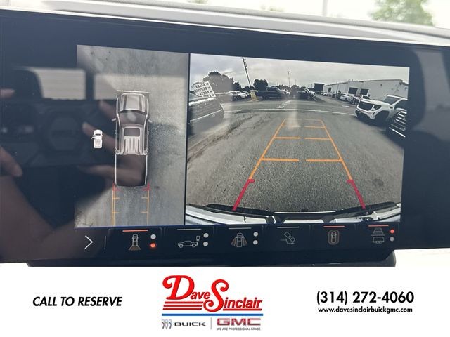 GMC Sierra 1500 Vehicle Full-screen Gallery Image 17