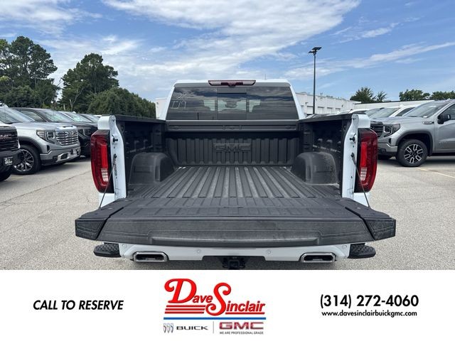 GMC Sierra 1500 Vehicle Full-screen Gallery Image 24