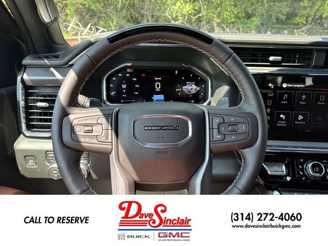 GMC Sierra 1500 Vehicle Full-screen Gallery Image 14