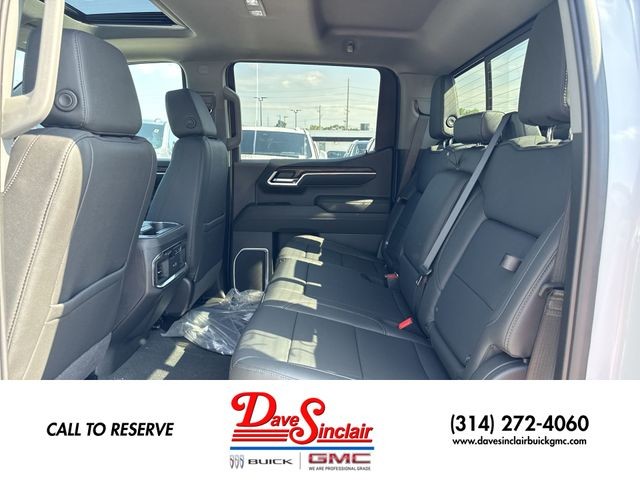 GMC Sierra 1500 Vehicle Full-screen Gallery Image 23