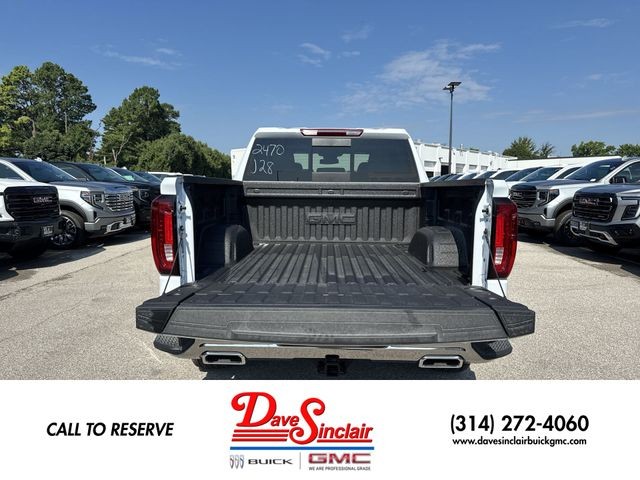 GMC Sierra 1500 Vehicle Full-screen Gallery Image 24