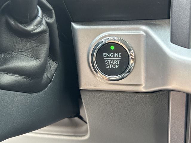 Ford F-150 Vehicle Full-screen Gallery Image 21