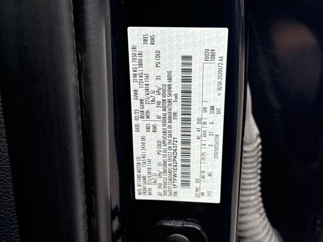 Ford F-150 Vehicle Full-screen Gallery Image 37