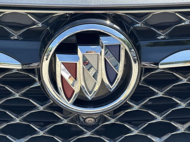 Buick Envision Vehicle Full-screen Gallery Image 32