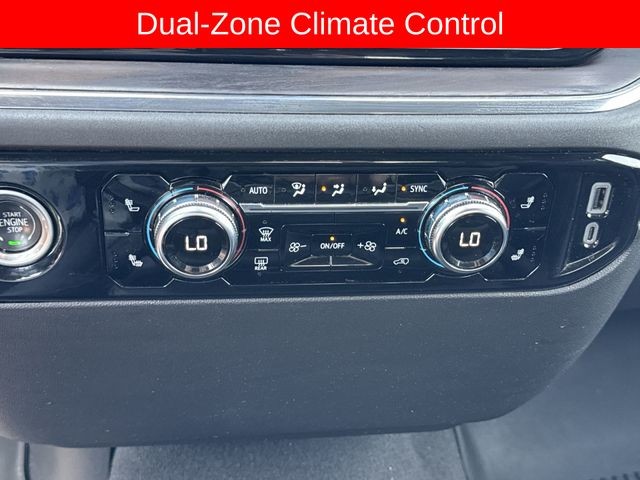 GMC Sierra 1500 Vehicle Full-screen Gallery Image 22