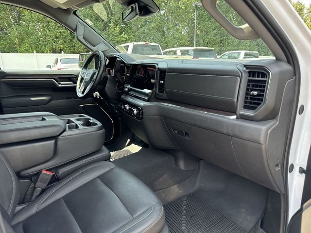 GMC Sierra 1500 Vehicle Full-screen Gallery Image 32