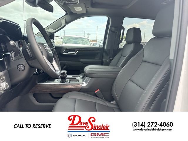 GMC Sierra 1500 Vehicle Full-screen Gallery Image 11