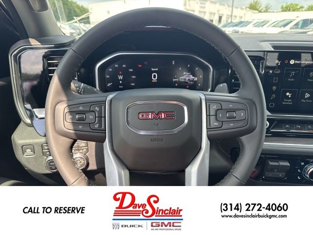 GMC Sierra 1500 Vehicle Full-screen Gallery Image 14