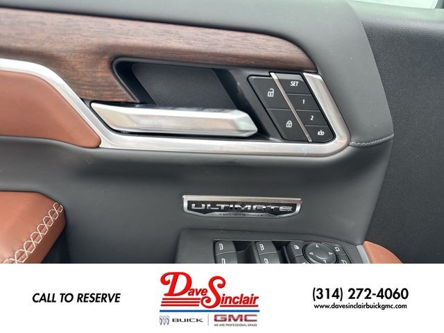 GMC Sierra 1500 Vehicle Full-screen Gallery Image 13
