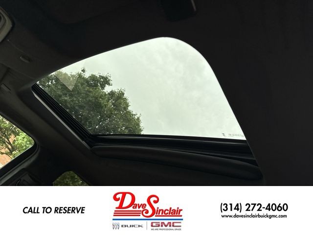 GMC Sierra 1500 Vehicle Full-screen Gallery Image 22
