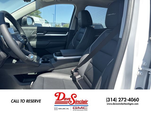 GMC Terrain Vehicle Full-screen Gallery Image 11