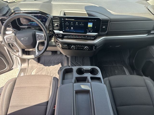 Chevrolet Silverado 1500 Vehicle Full-screen Gallery Image 21