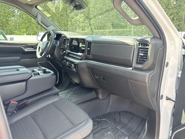 Chevrolet Silverado 1500 Vehicle Full-screen Gallery Image 30