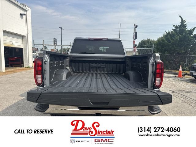 GMC Sierra 2500HD Vehicle Full-screen Gallery Image 23
