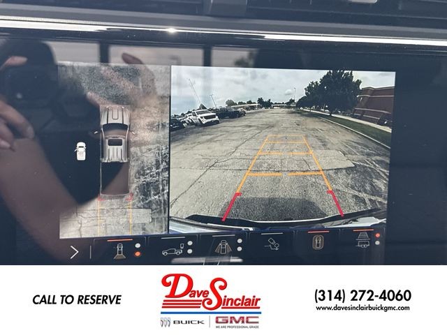 GMC Sierra 2500HD Vehicle Full-screen Gallery Image 17