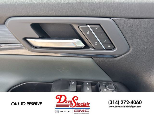 GMC Terrain Vehicle Full-screen Gallery Image 13