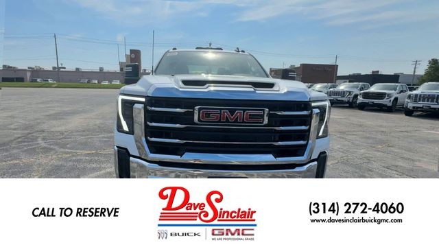 GMC Sierra 2500HD Vehicle Full-screen Gallery Image 03