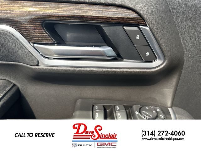 GMC Sierra 2500HD Vehicle Full-screen Gallery Image 13