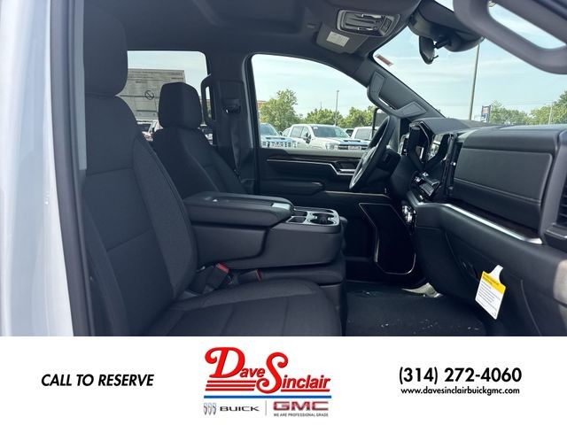 GMC Sierra 2500HD Vehicle Full-screen Gallery Image 24
