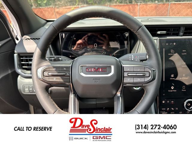 GMC Terrain Vehicle Full-screen Gallery Image 14