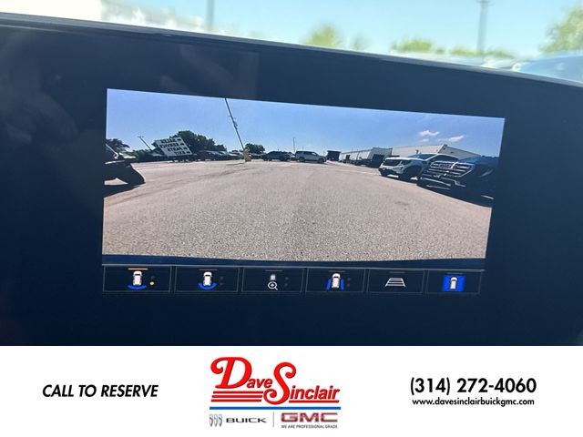 Buick Encore GX Vehicle Full-screen Gallery Image 17