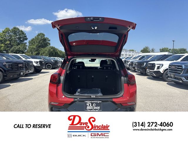 Buick Encore GX Vehicle Full-screen Gallery Image 22