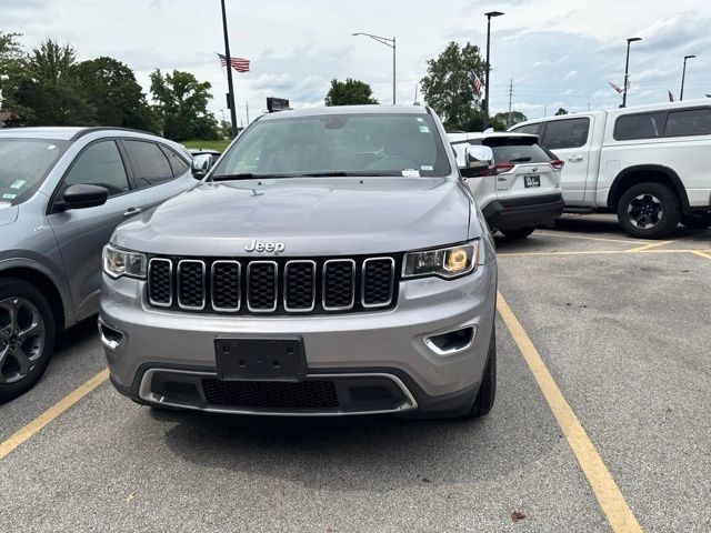 Jeep Grand Cherokee Vehicle Full-screen Gallery Image 05