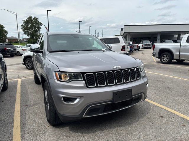 Jeep Grand Cherokee Vehicle Full-screen Gallery Image 07