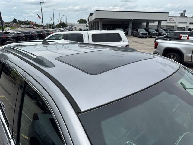 Jeep Grand Cherokee Vehicle Full-screen Gallery Image 11
