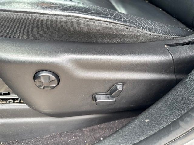 Jeep Grand Cherokee Vehicle Full-screen Gallery Image 20
